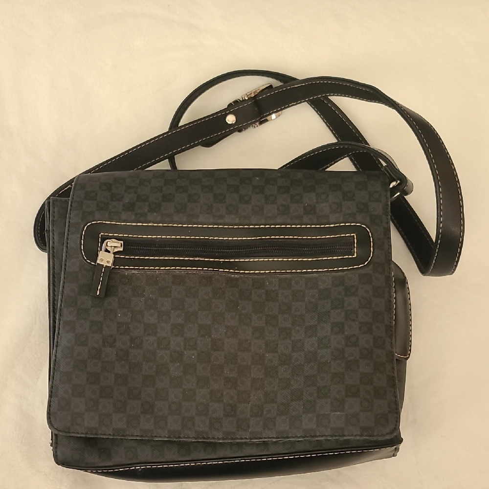 Liz Claiborne Black Checkered Crossbody Bag